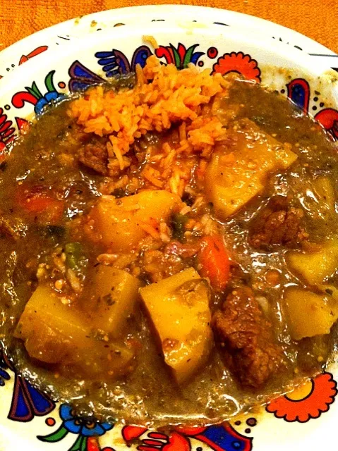 Beef stew with chiles, tomatillos, potatoes & carrots|Holly Doranさん