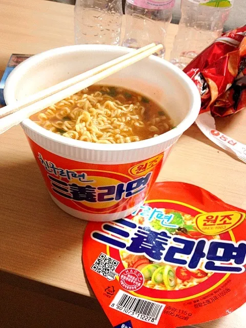 Their instant noodle is delicious ! ❤   #🇰🇷|Chu Yingさん