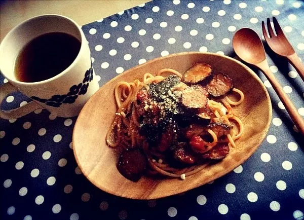 なすとほうれん草のトマトソーススパゲティ|栞さん