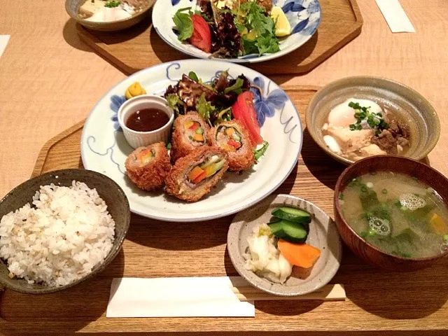 やさい肉巻き定食|はっきぃーさん