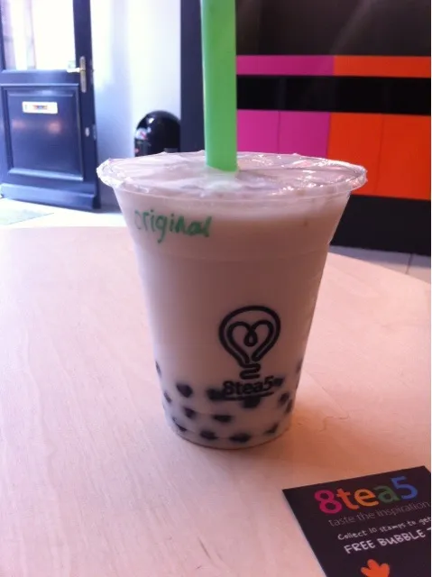 Milk bubble tea|Diepak Kisoensinghさん