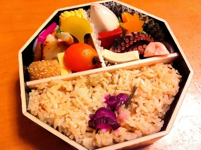 料亭「つたも」のお弁当。品のいいお味。|chacoさん