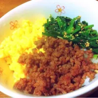 Snapdishの料理写真:三色丼|Harukaさん