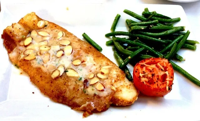 Dover #Sole #Filet Almandine with Green Beans from Cafe Beaux Soleil|sooprcoolchicaさん