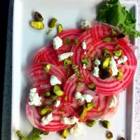 candy cane beet salad with goats cheese and pistachios|sarah hintonさん