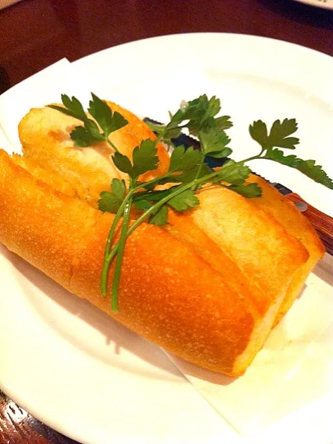 Garlic bread|sirakorn owadaさん