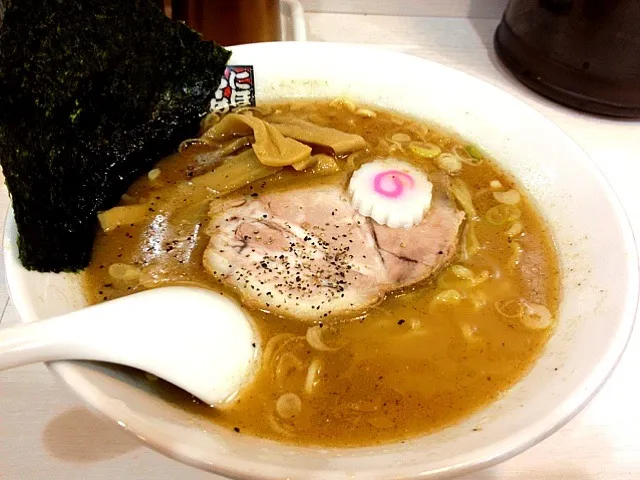 Snapdishの料理写真:玉五郎 煮干ラーメン|堀江史朗さん