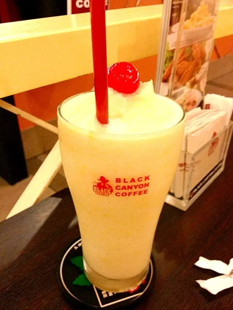 Snapdishの料理写真:Corn milk frappe|Watashiさん