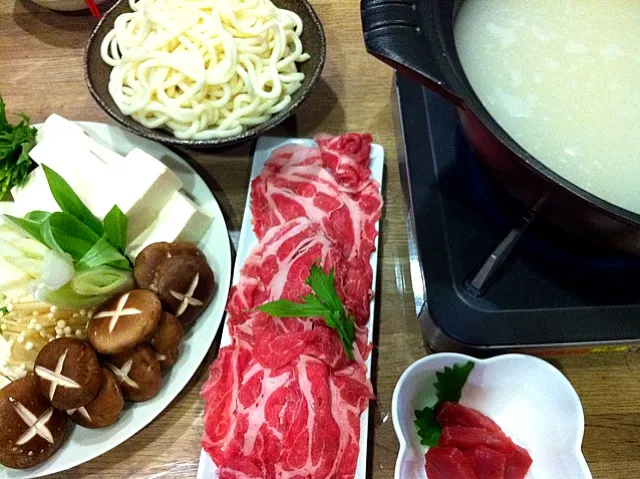 豚しゃぶ白湯鍋・うどん・マグロ刺身小鉢|まーままさん