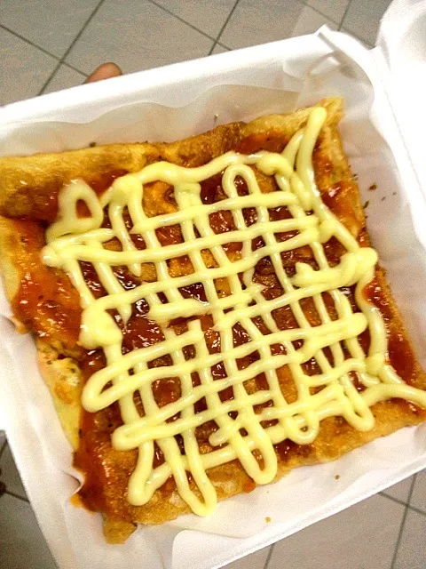 Snapdishの料理写真:Roti Pizza|CatSaNovyさん