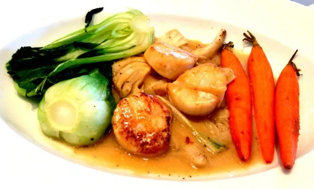 #Scallops with #Bok #Choy and #Carrots from Mariposa|sooprcoolchicaさん