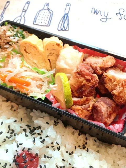 Snapdishの料理写真:唐揚げ弁当|tomieさん