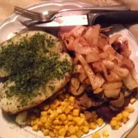 Steaks with baked potatoes and corn|Autumn Seskeyさん