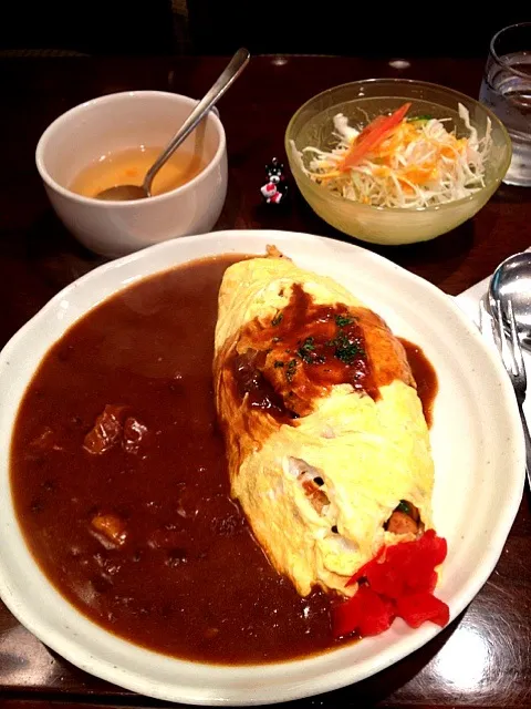 京都シリーズ第3弾: オムカレーです！中のご飯もカレー味で！|大阪カレー部長さん