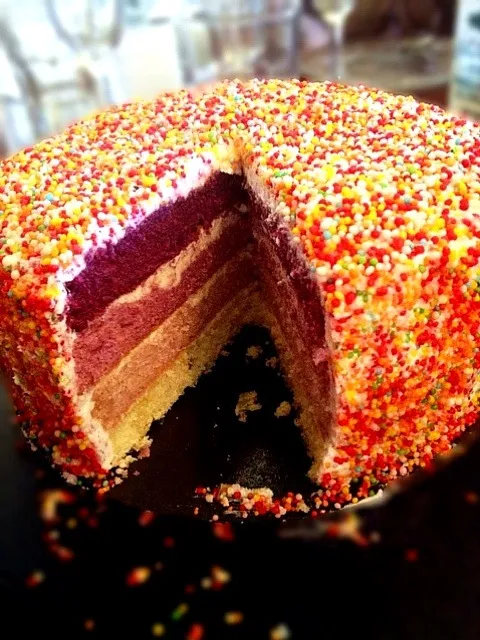 Rainbow cake|ronny gazitさん