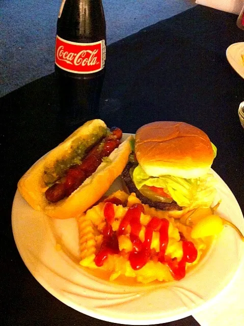 Snapdishの料理写真:Burger, hot dog and fries. Simple and straight forward.|Adriana Munozさん