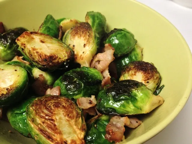 Roasted Brussels Sprout with Bacon|yummyさん