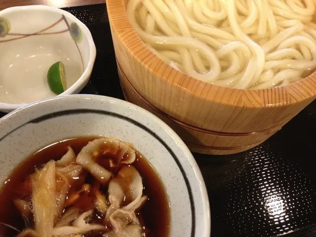 肉汁つけうどんを頂きました。( 丸亀製麺 さいたま市 )|momongatomoさん