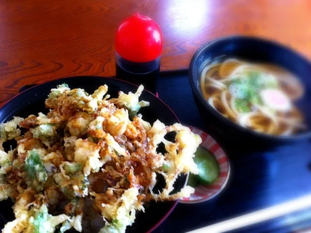 かけうどんかき揚げ丼セット|るっくさん