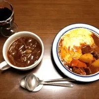 Snapdishの料理写真:ビーフシチューオムライスとオニオンスープ|高田のババアさん