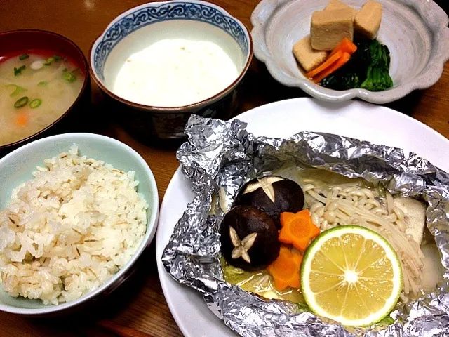 鱈のホイル蒸し、高野豆腐、とろろ|とんちゃんさん