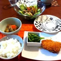 Snapdishの料理写真:☆白身魚フライAND枝豆               ☆きのことアスパラのホットサラダ    ☆肉じゃが  ☆新米|あぐりさん