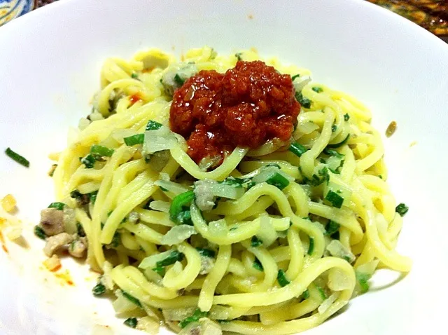 Snapdishの料理写真:餃子の具と中華麺そして秘伝のタレ|Yoko Hayashiさん