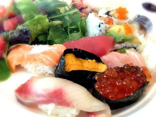 Today's Sushi lunch!|Hitoshi Hokamuraさん