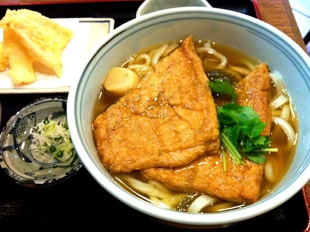 Snapdishの料理写真:キツネうどん|なことさん