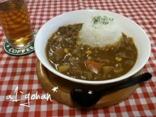 庭の夏野菜カレー♡|安里 歩惟さん