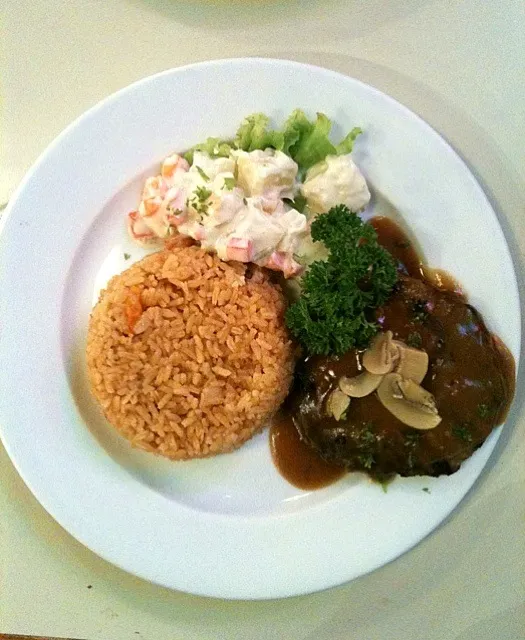 Herbed Salisbury M Steak|Mariano Ngさん