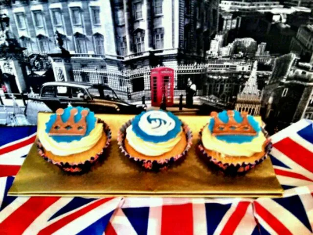 Jubilee cupcakes|keely priceさん