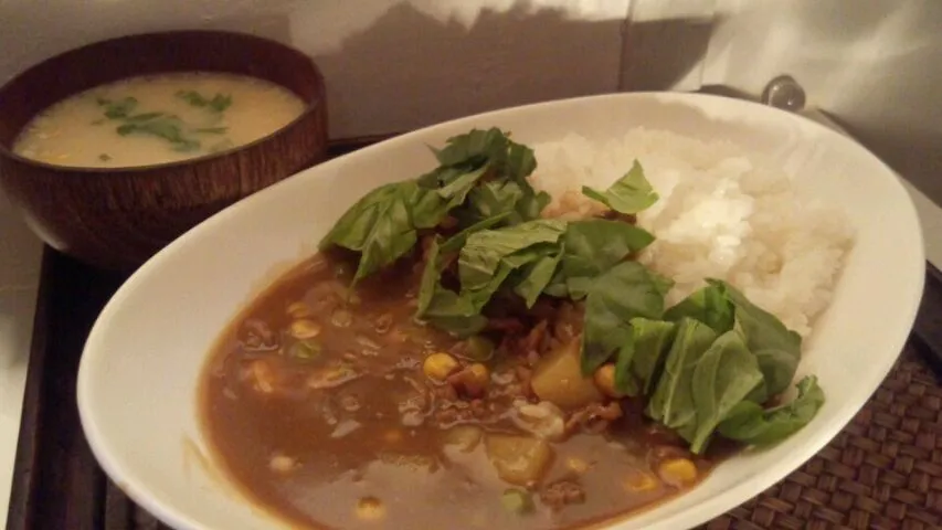 バジルカレーとコーンスープ|飯塚 公知さん