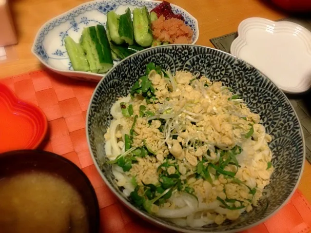 Snapdishの料理写真:二日酔いには…冷やしおろしうどん|りえさん