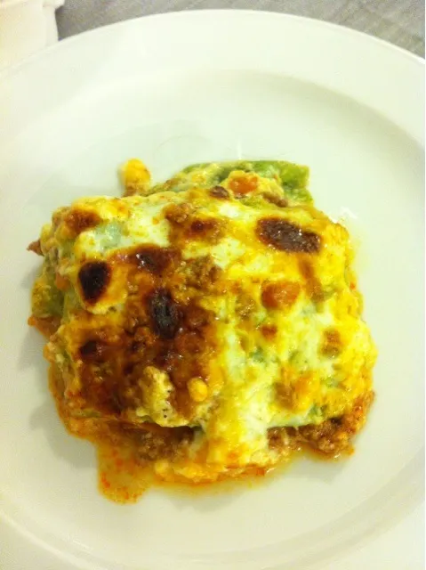 Snapdishの料理写真:Lasagna con ragù alla bolognese/ボローニャ風ラグーのラザニア|s_bosatsuさん