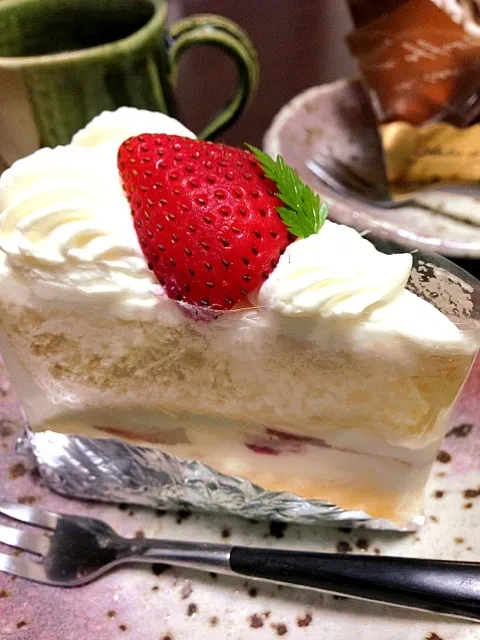 イチゴのショートケーキ|XLH883さん