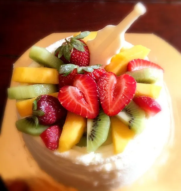 Fresh fruit yoghurt cake|ptr ywnさん