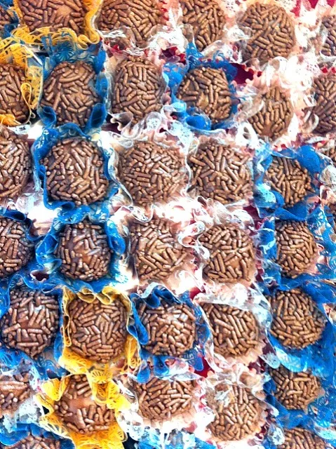 Brigadeiro or chocolate fudge ball|Vanessa Justinoさん