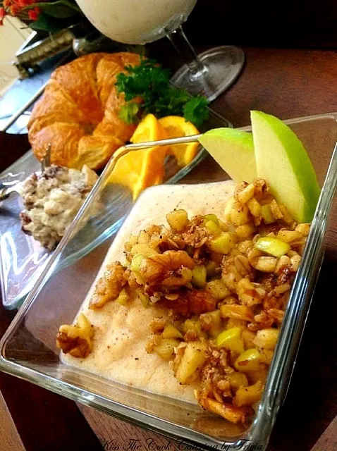 *Brunch* Malt O Meal-Wheat topped with Sweet Cinnamon, Walnuts and Oats. Baked Croissant with Cranberry and Walnut Salad❤|Taste-New Americanさん