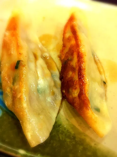 Snapdishの料理写真:Gyoza|AnnSeobieさん