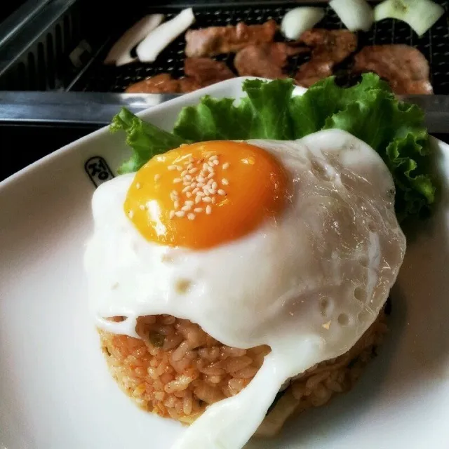 Snapdishの料理写真:Kimchi Fried Rice|Little Tomatoさん