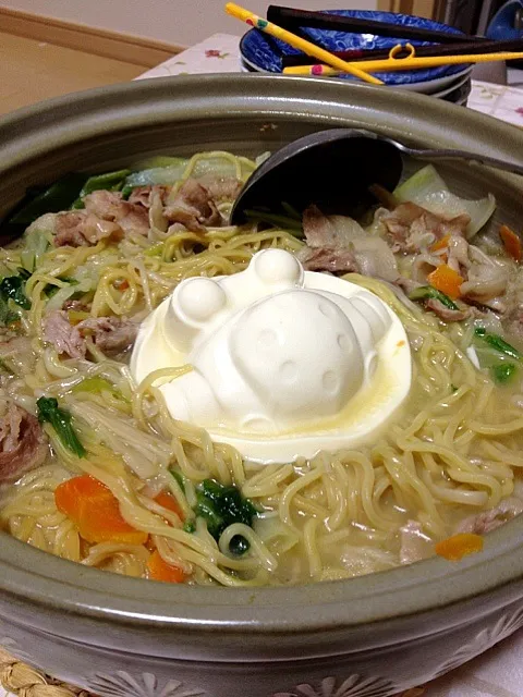 Snapdishの料理写真:ラーメン鍋ズゴックber.|秋山斉士さん