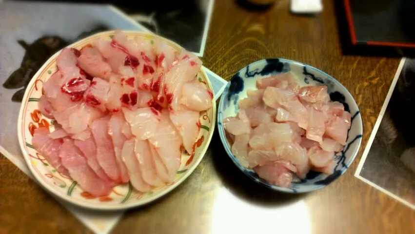 Snapdishの料理写真:鯛とグチの刺身|tomokoさん