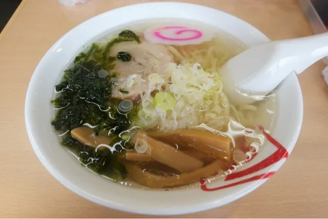 しおラーメンを頂きました。( いってつ 佐野 )|momongatomoさん