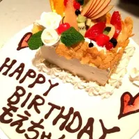 誕生日ケーキ♡|しんぐーさん