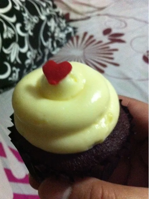 Red velvet cupcake|maria katrina valenciaさん