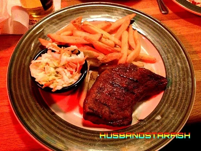 steak w coleslaw,chips @Jamestown, ND|KazutoEESさん