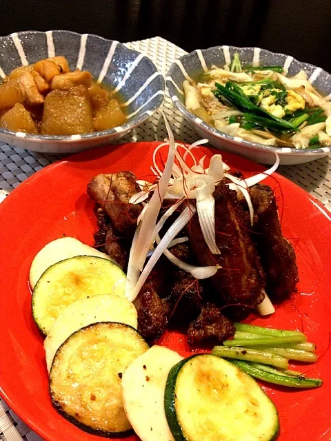 スペアリブの甘梅と醤油味唐揚げ 小カブとズキーニ添え                   冬瓜、お麩、小干し貝柱煮           白舞茸、ブラウンえのき、ニラスープ|zcさん