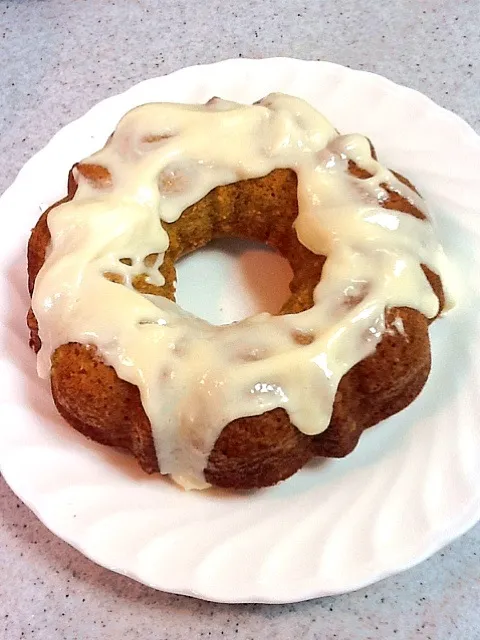 Kabocha bundt cake with cream cheese icing|Kirsten Adachiさん