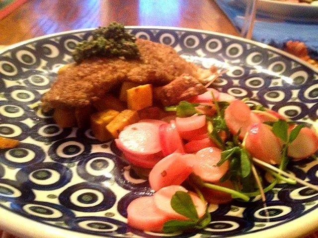 pecan missouri trout, pumpkin pesto, radish salad|Matthew Cashenさん